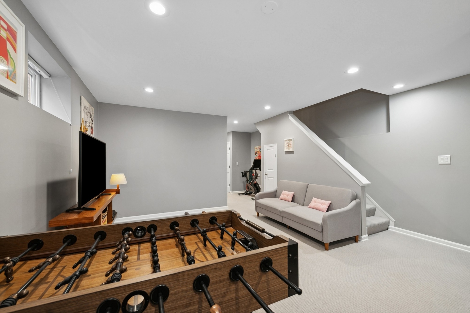 1502 N Mohawk Street