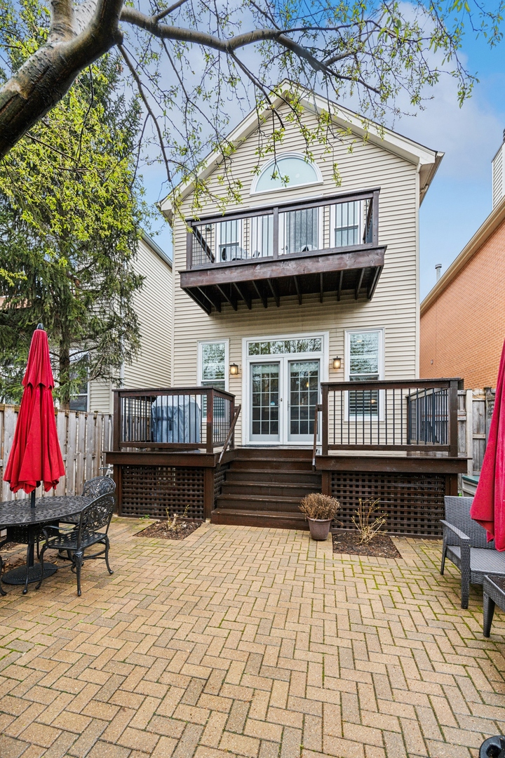 1502 N Mohawk Street