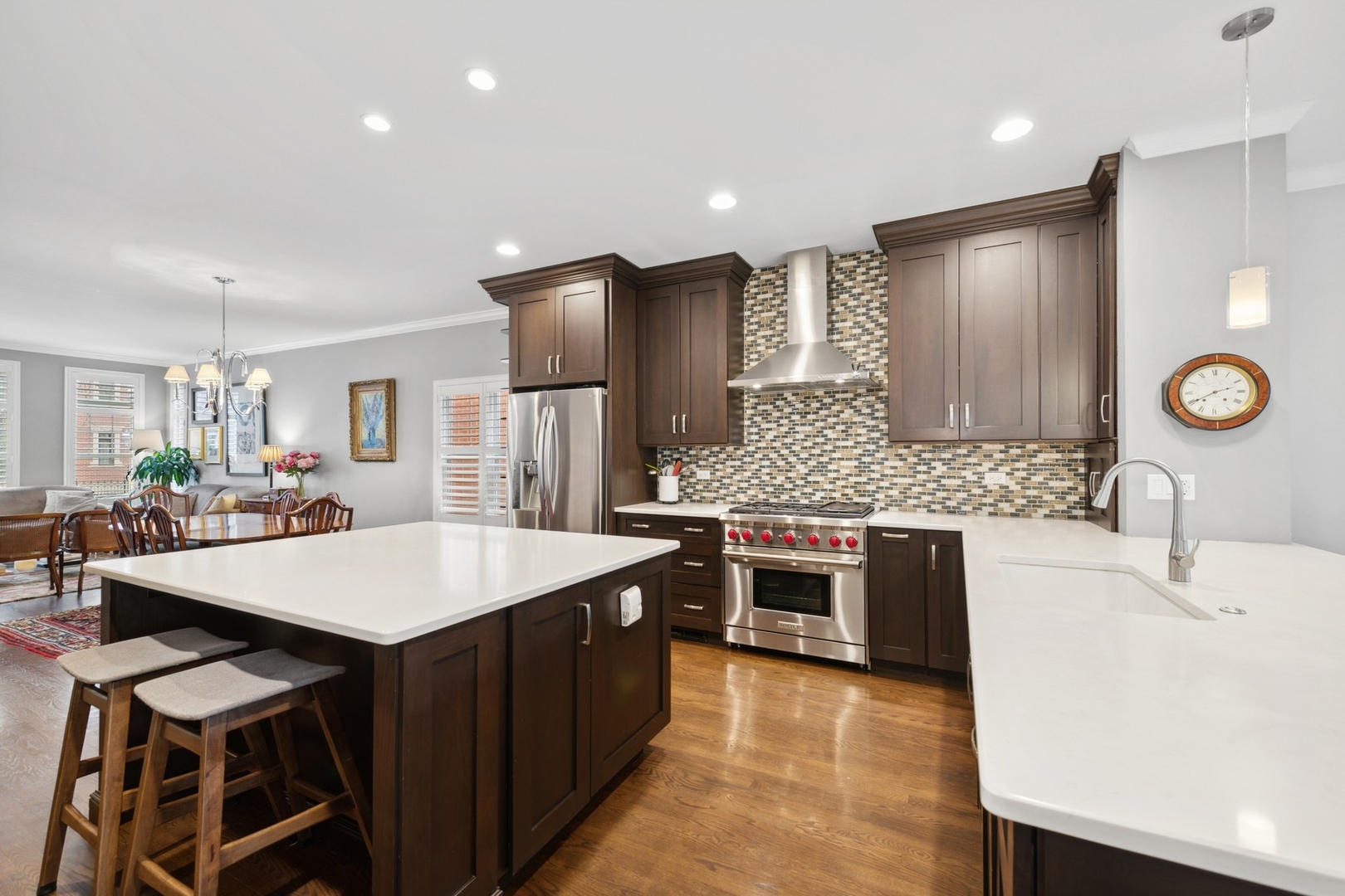 1502 N Mohawk Street