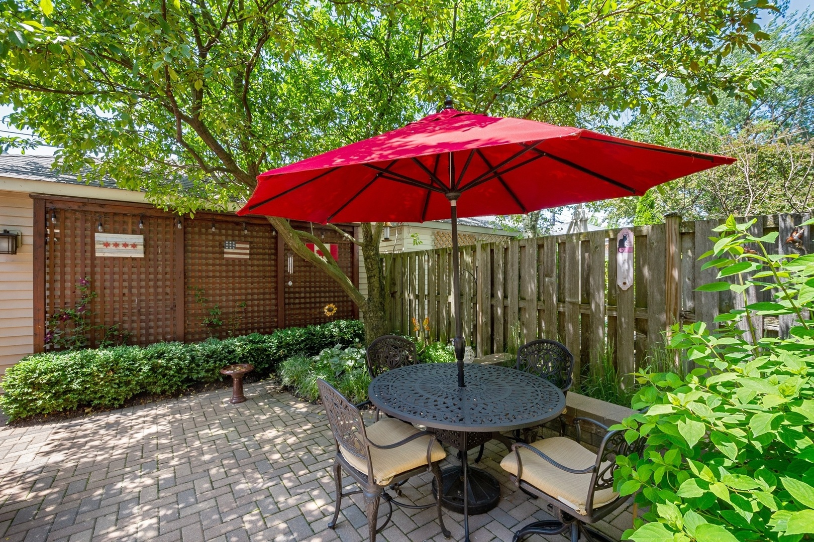 1502 N Mohawk Street