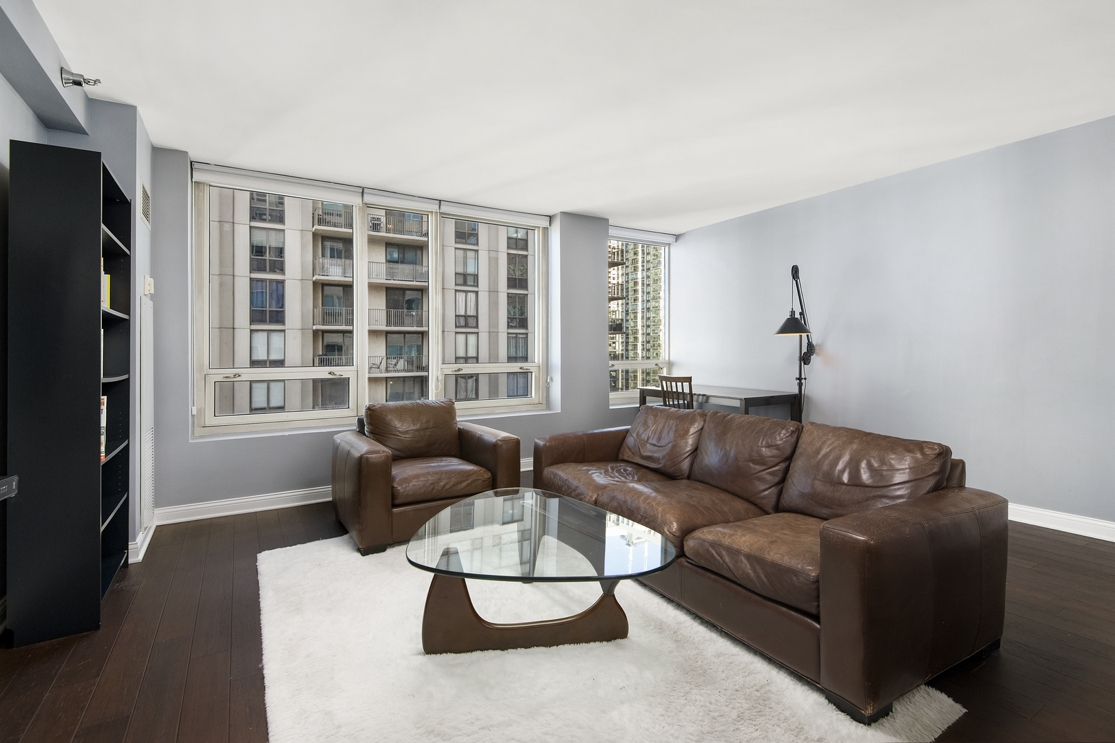 33 W ONTARIO Street Unit: 23H