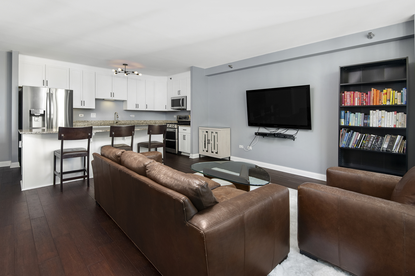 33 W ONTARIO Street Unit: 23H