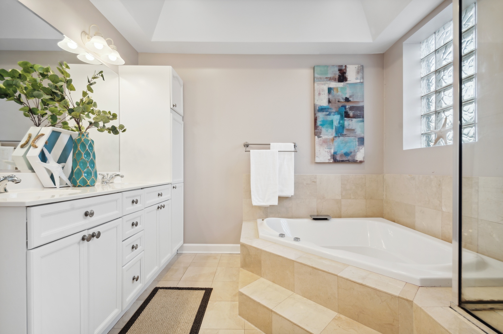 834 W Diversey Parkway Unit: 3E