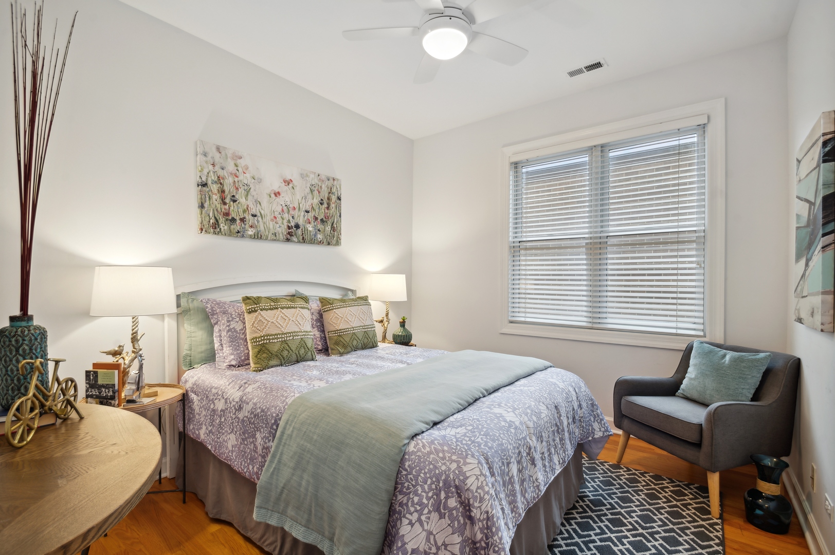 834 W Diversey Parkway Unit: 3E
