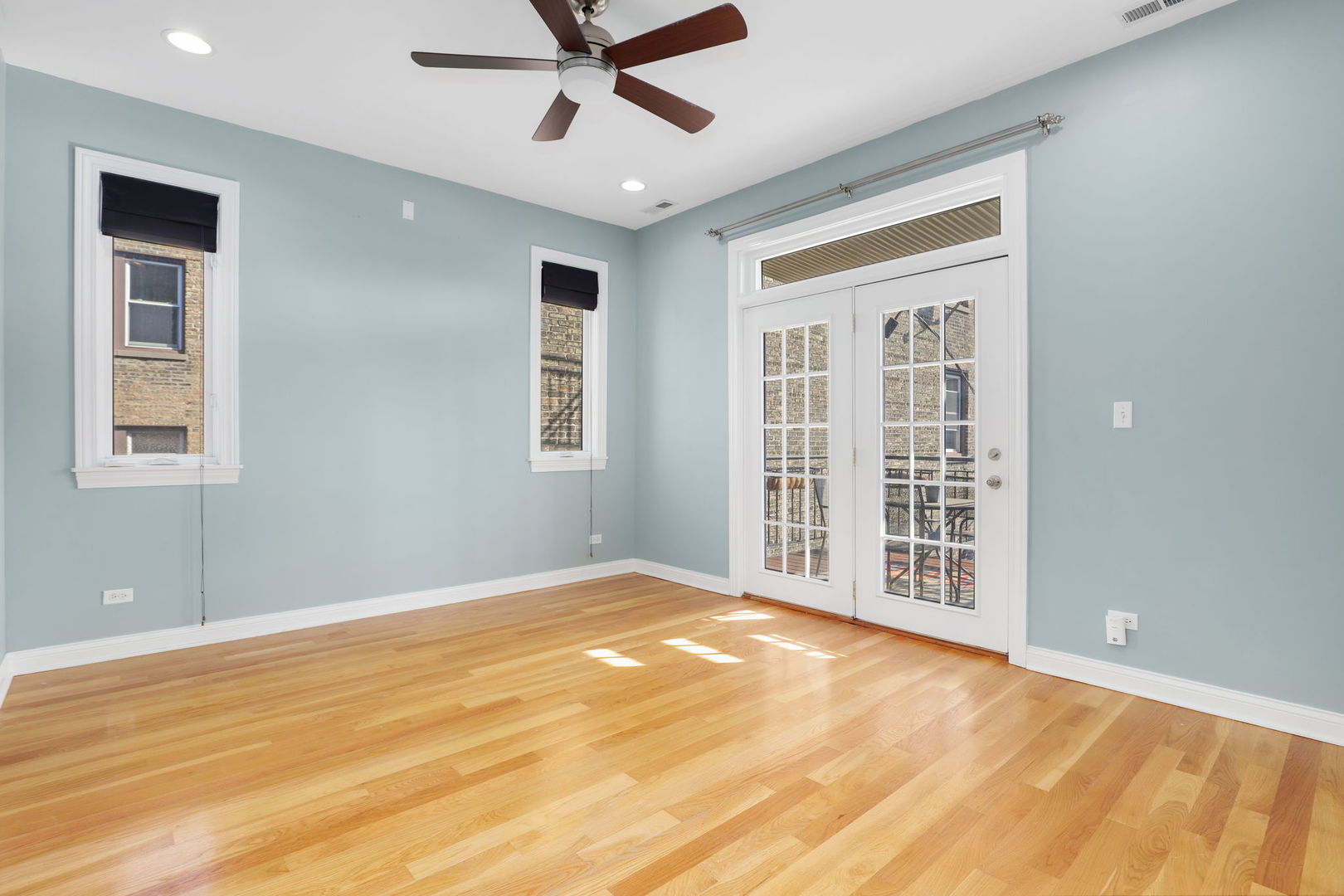 2023 N Mozart Street Unit: 2