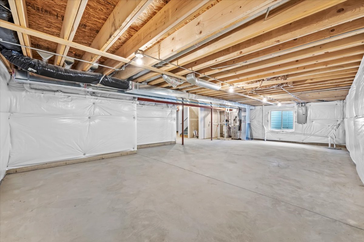 120 SWEETFLAG Circle
