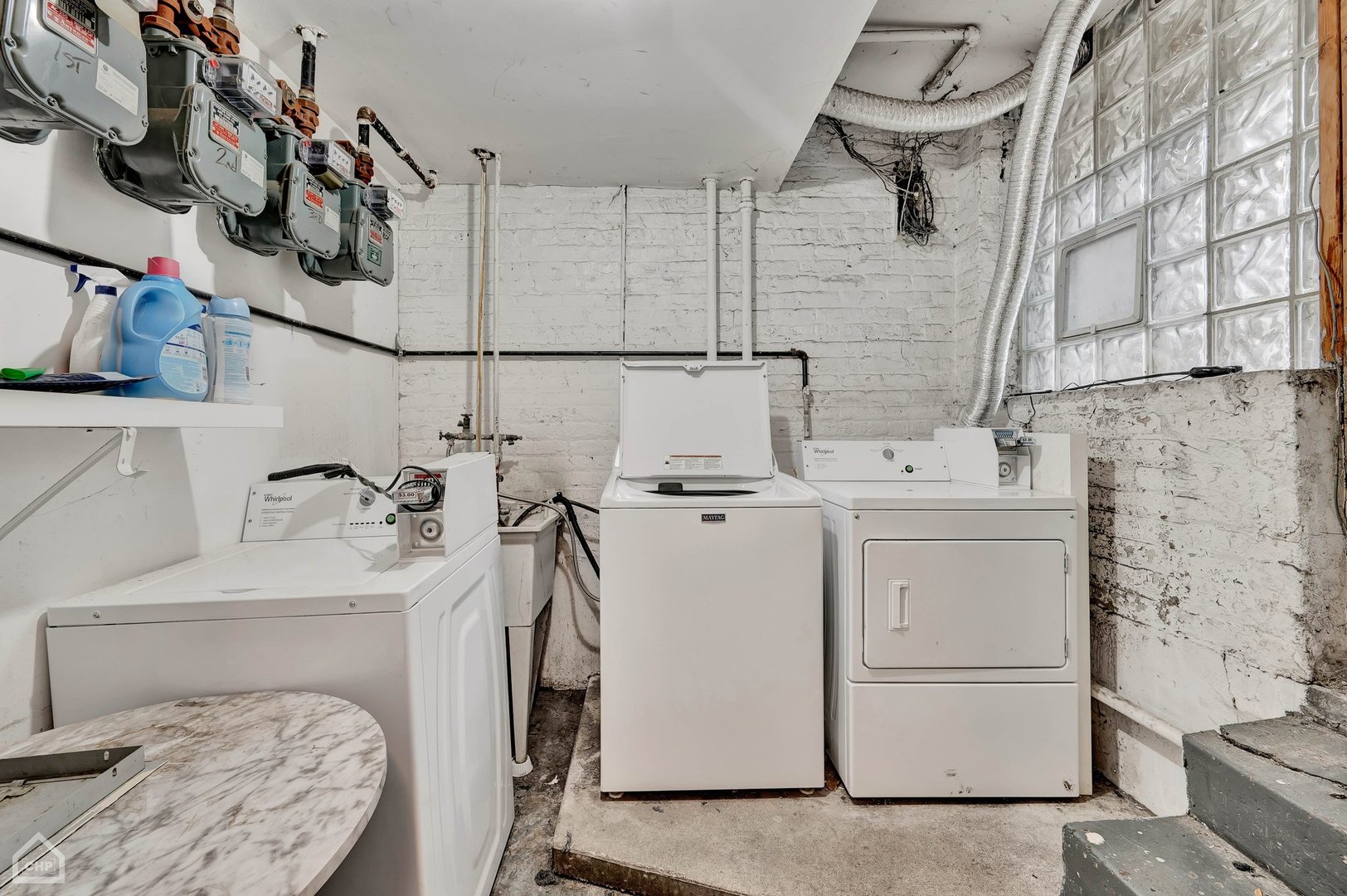 2155 N Spaulding Avenue Unit: 1