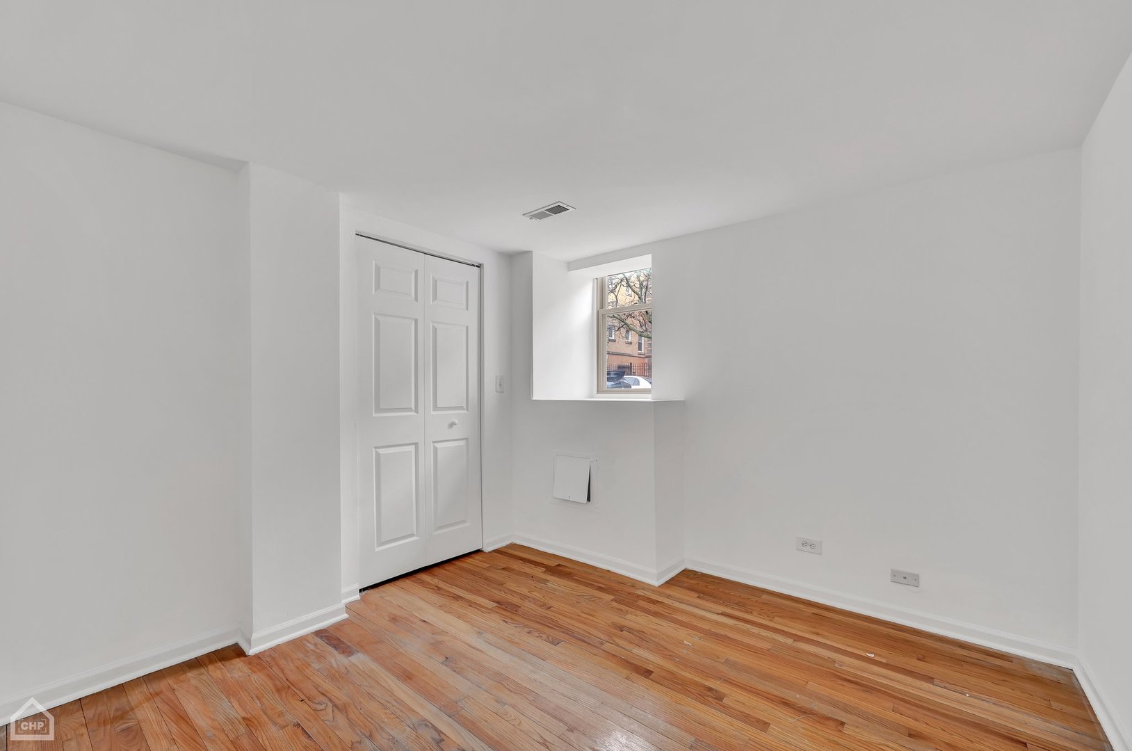 2155 N Spaulding Avenue Unit: 1