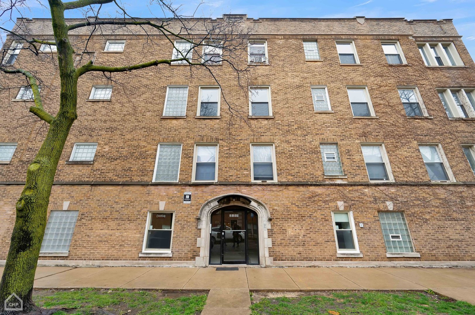 2155 N Spaulding Avenue Unit: 1