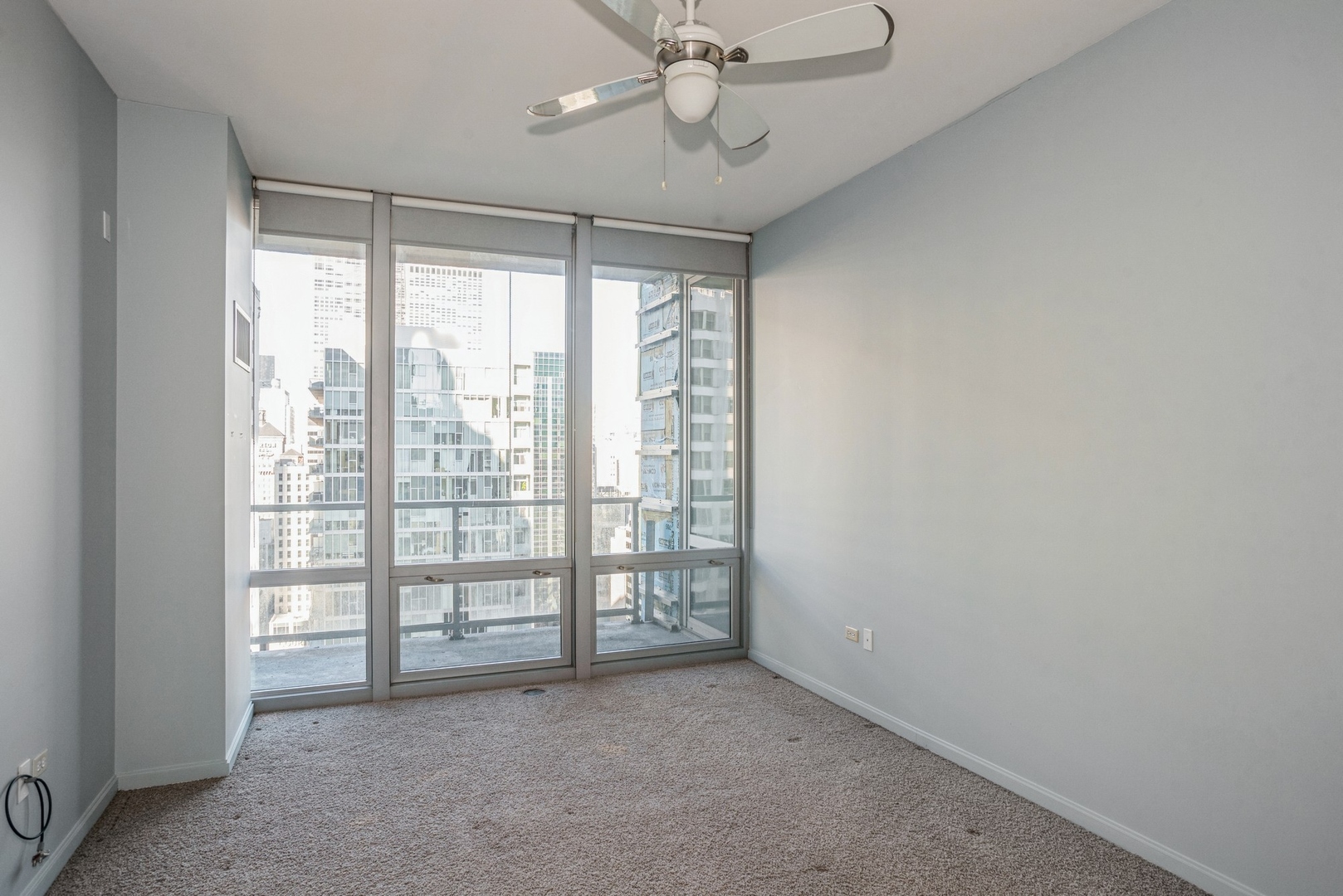 160 E Illinois Street Unit: 2403