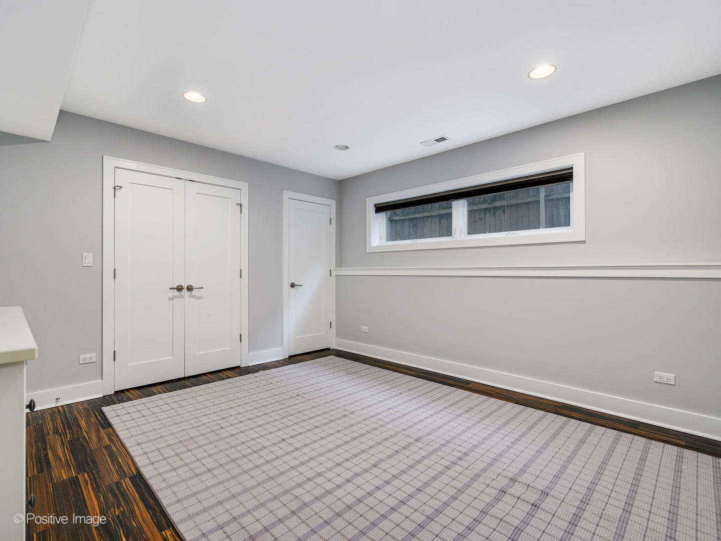 2542 W Cortland Street