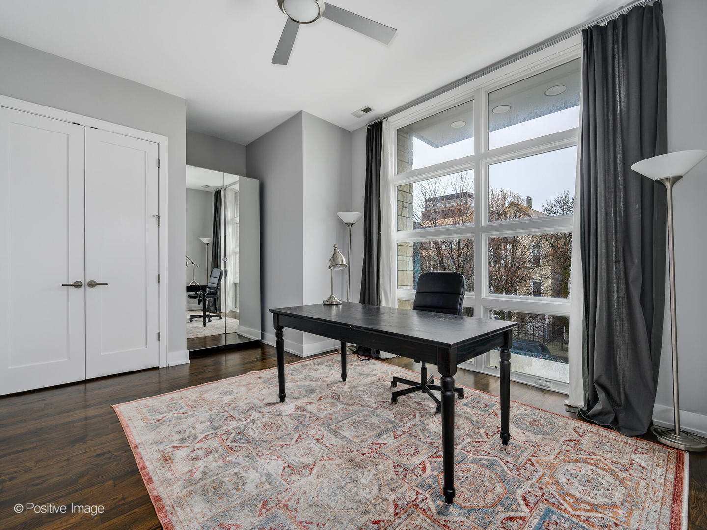 2542 W Cortland Street