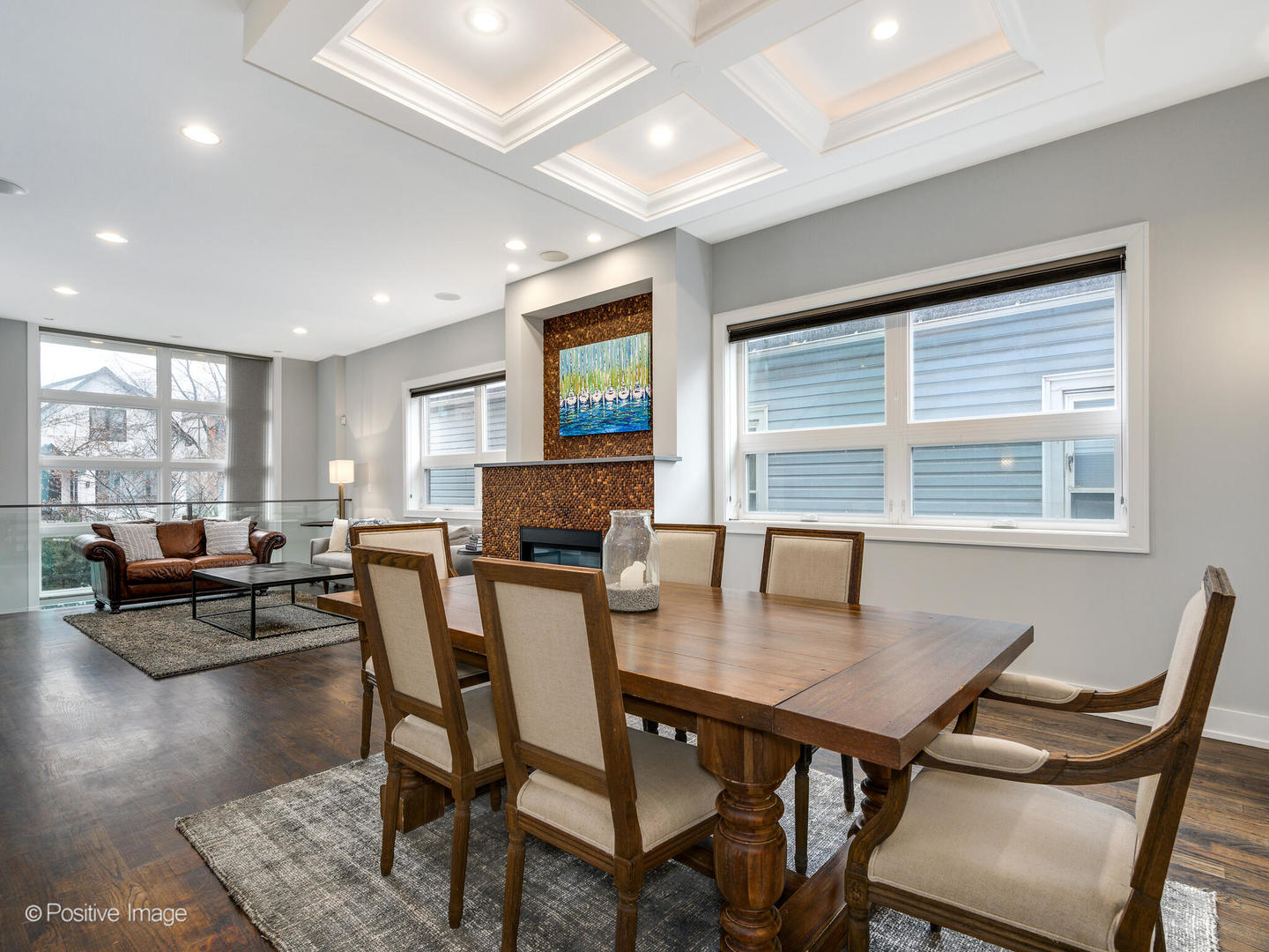 2542 W Cortland Street