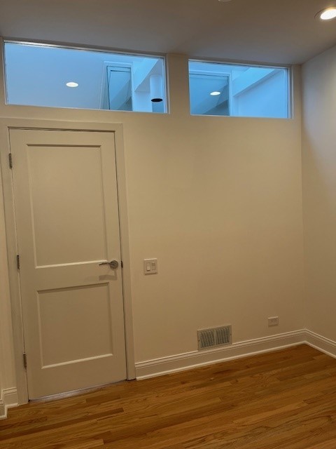 850 W Fullerton Avenue