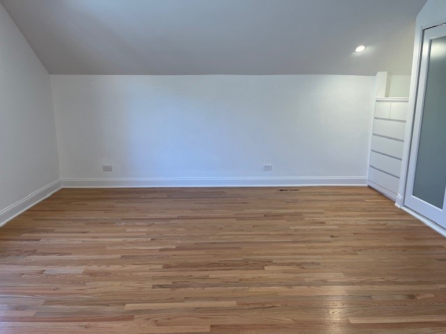 850 W Fullerton Avenue