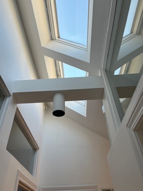 850 W Fullerton Avenue