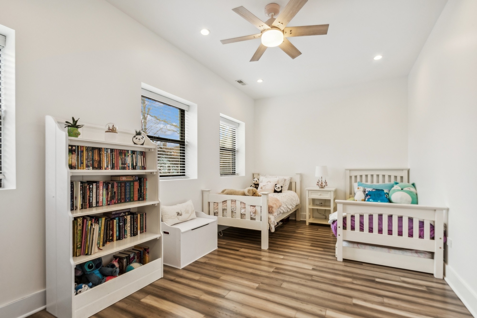 1822 W Warner Avenue