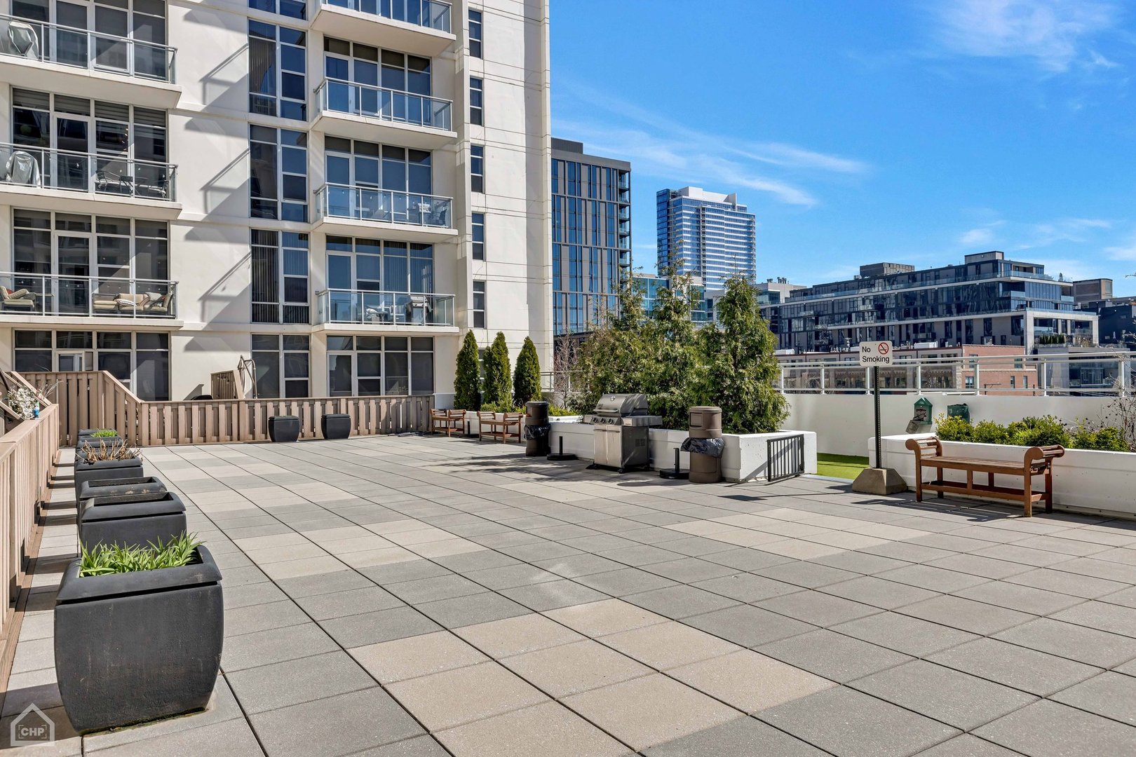 901 W MADISON Street Unit: 417