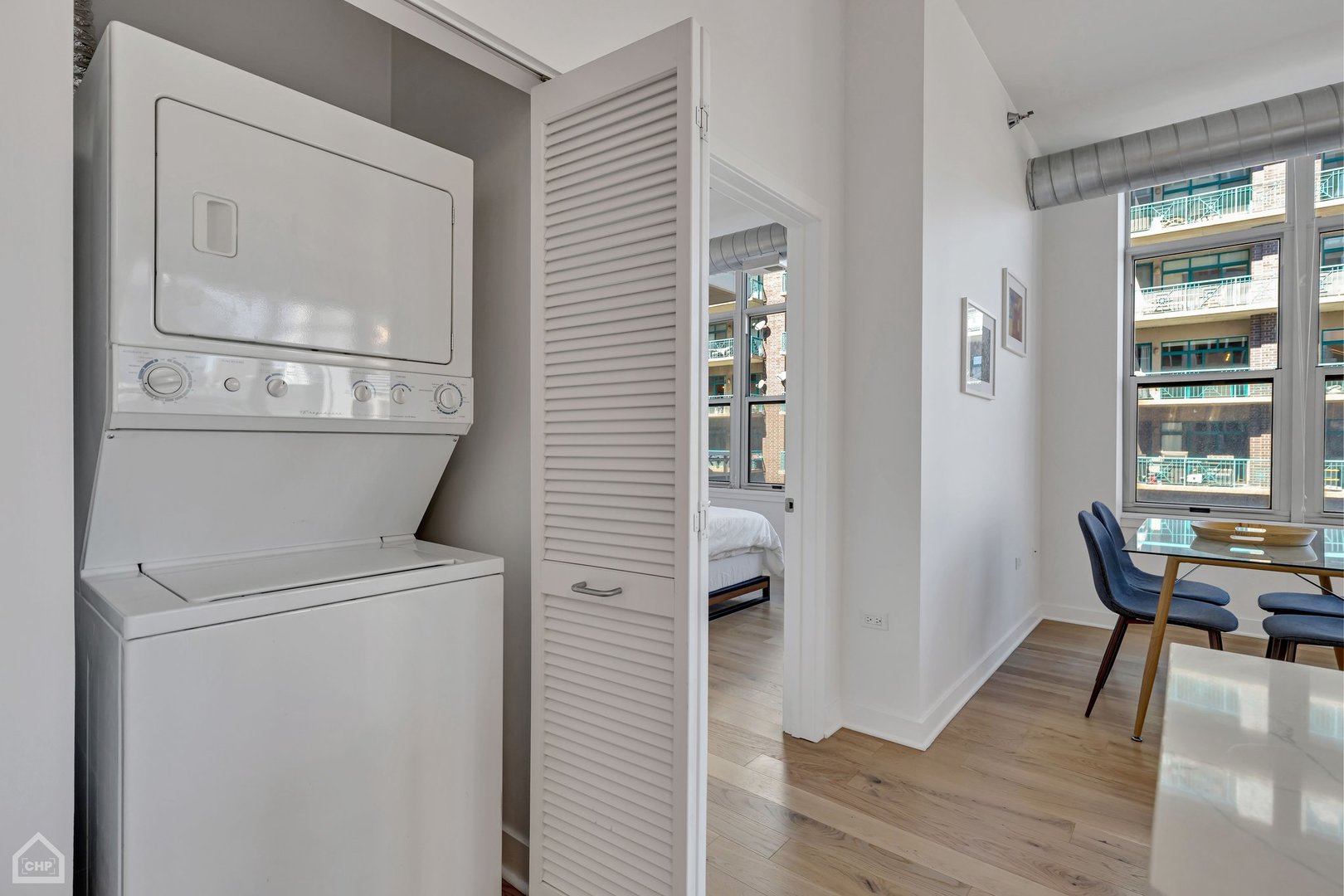 901 W MADISON Street Unit: 417