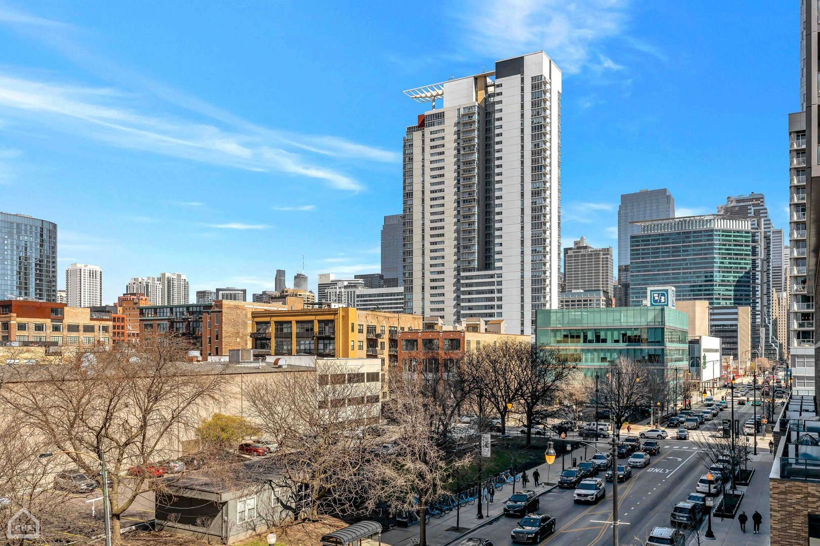 901 W MADISON Street Unit: 417