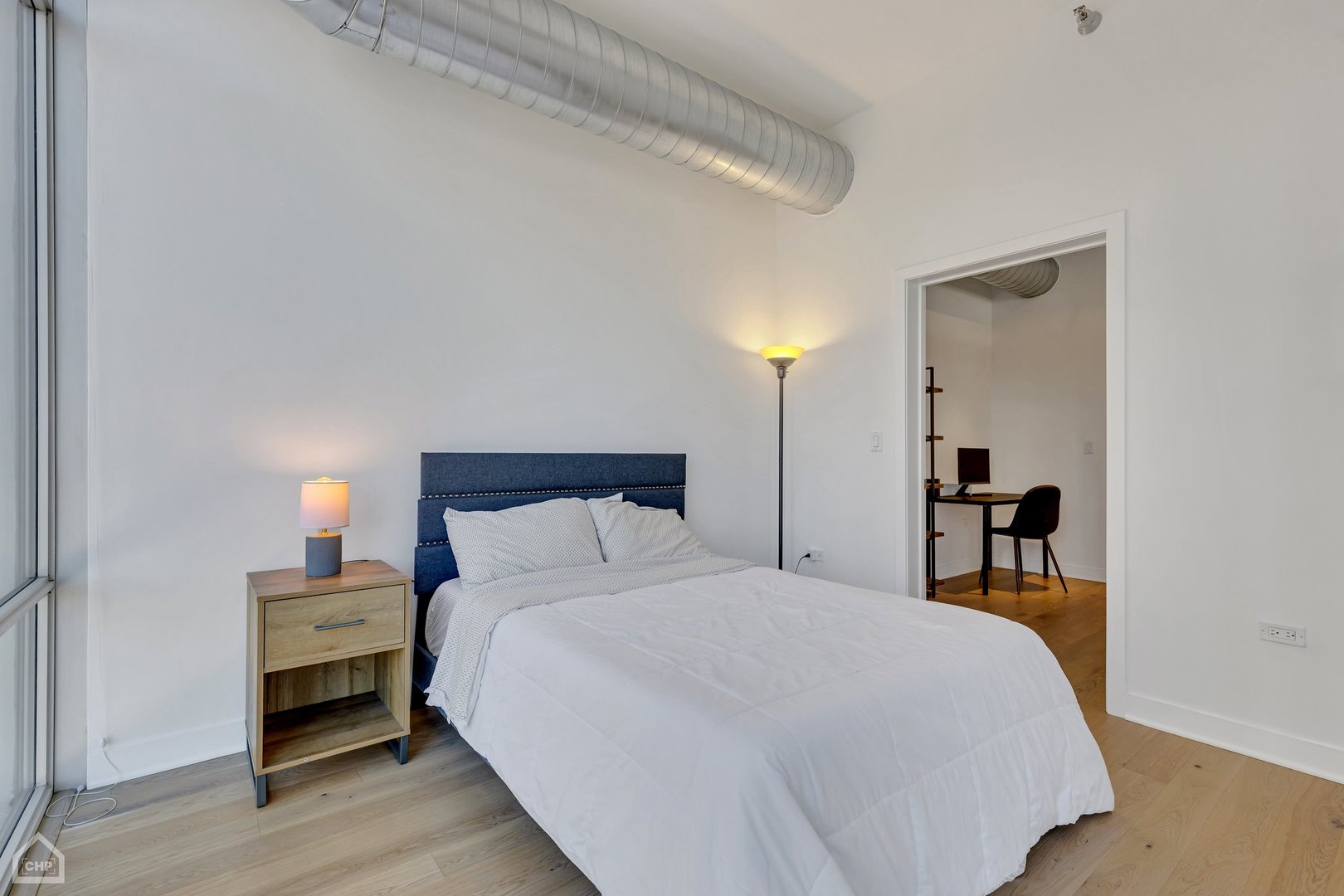 901 W MADISON Street Unit: 417