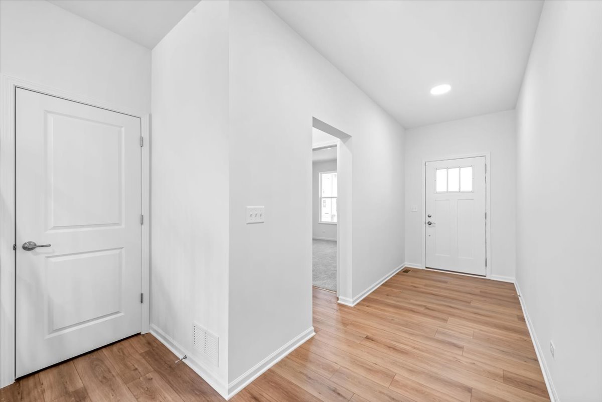 109 SWEETFLAG Circle