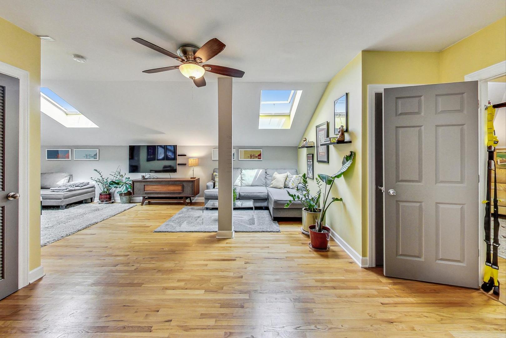 1803 N Kedzie Avenue Unit: 3