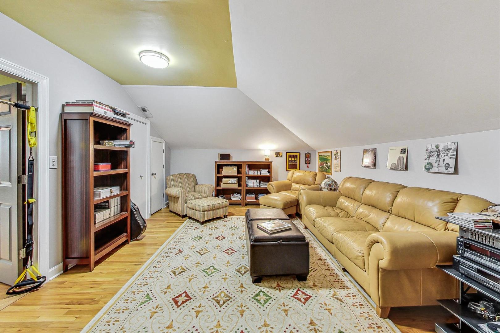 1803 N Kedzie Avenue Unit: 3