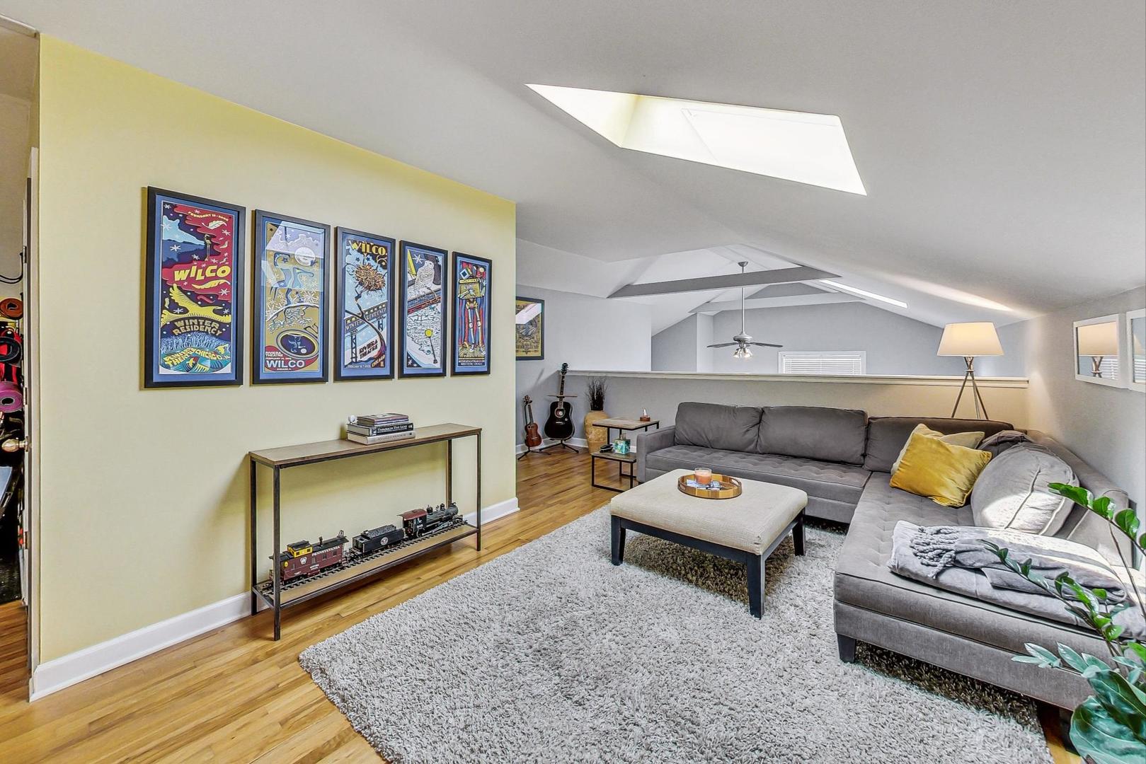 1803 N Kedzie Avenue Unit: 3