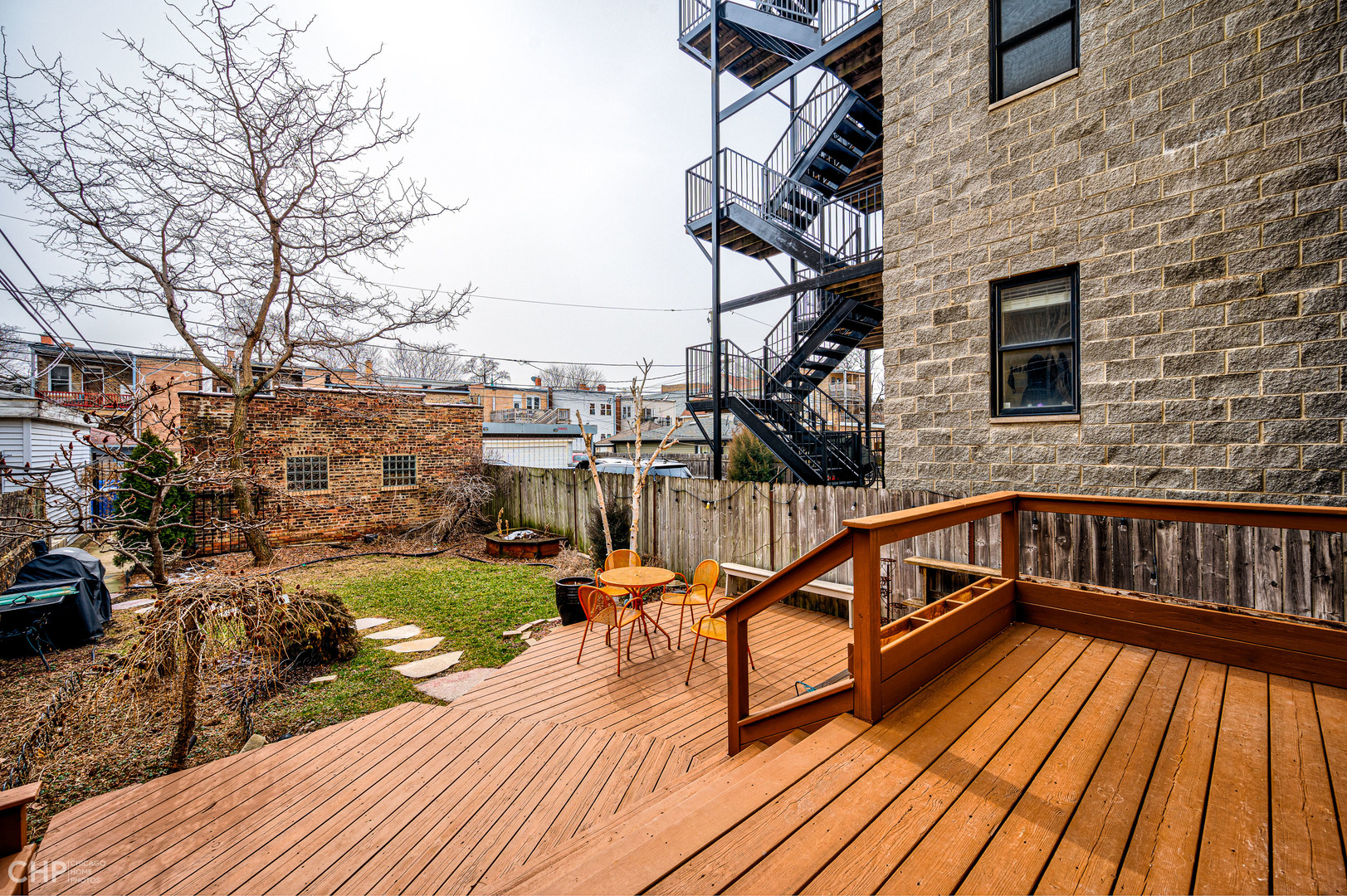 2847 W Shakespeare Avenue