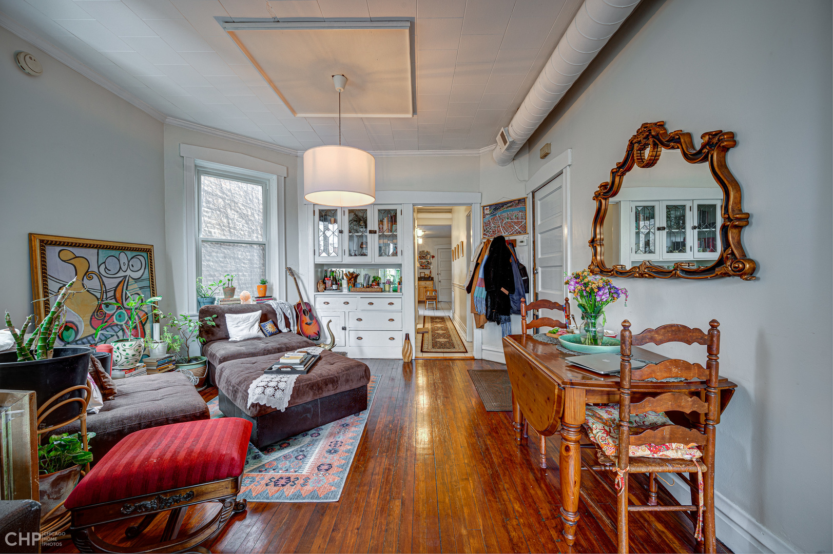 2847 W Shakespeare Avenue