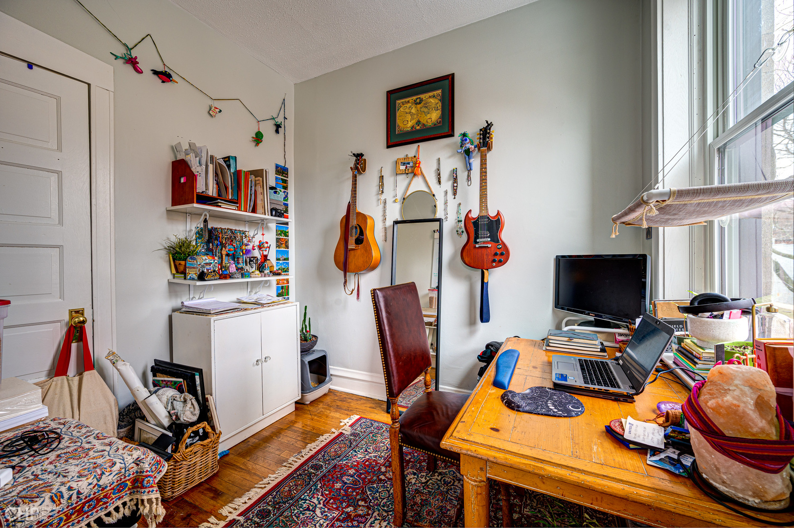 2847 W Shakespeare Avenue