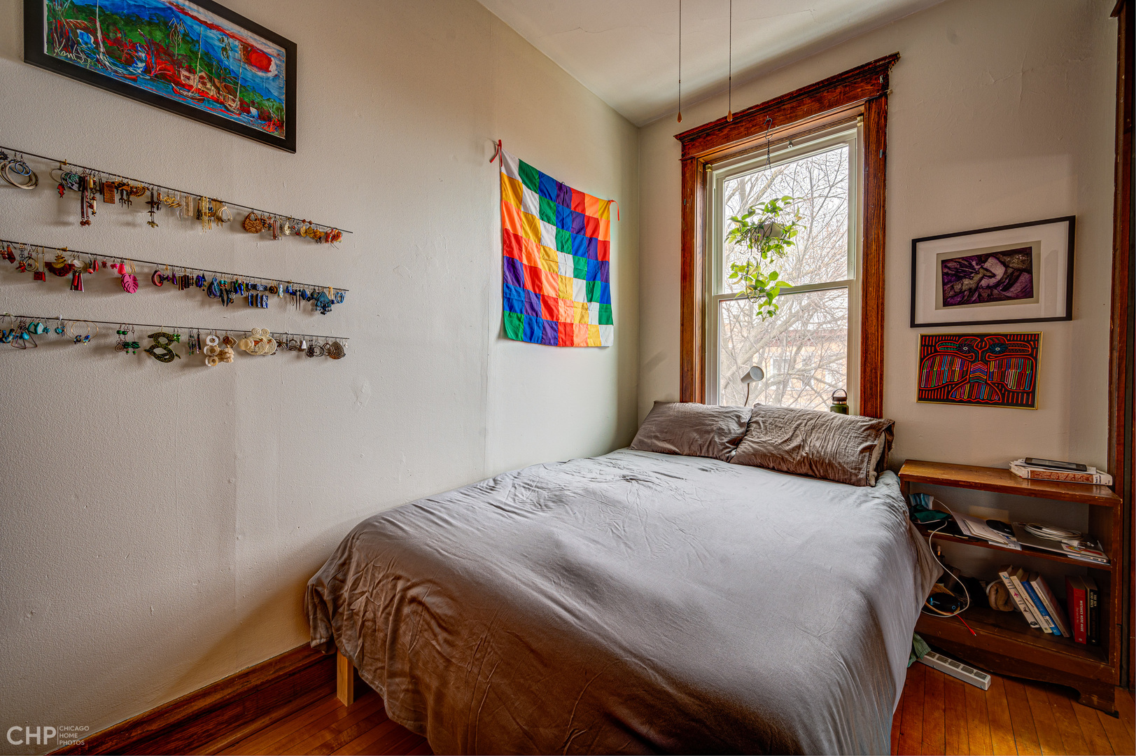 2847 W Shakespeare Avenue