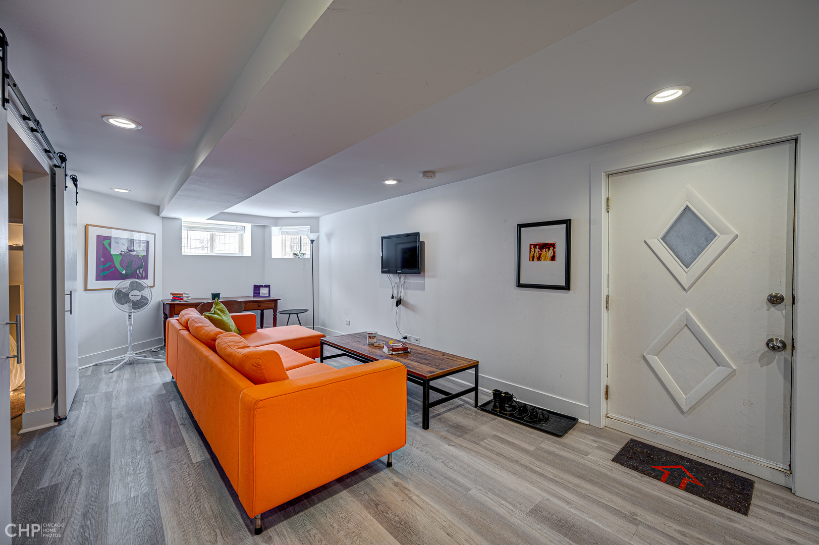 2847 W Shakespeare Avenue