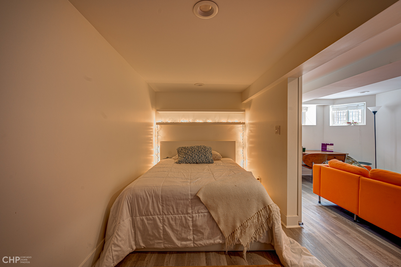 2847 W Shakespeare Avenue