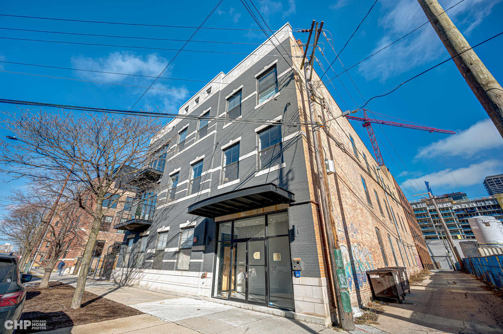 213 N Racine Avenue Unit: 301