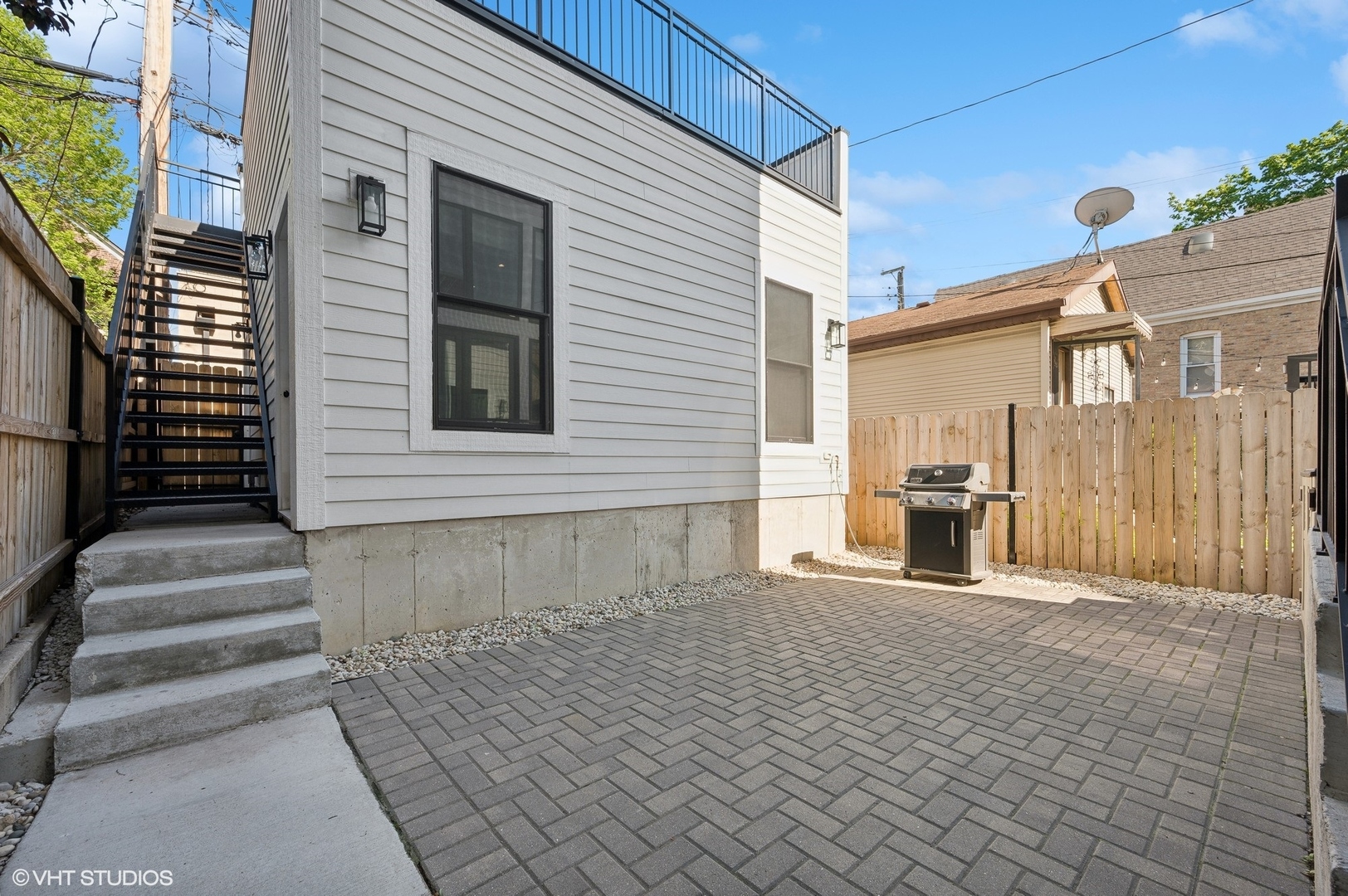 1943 N Honore Street