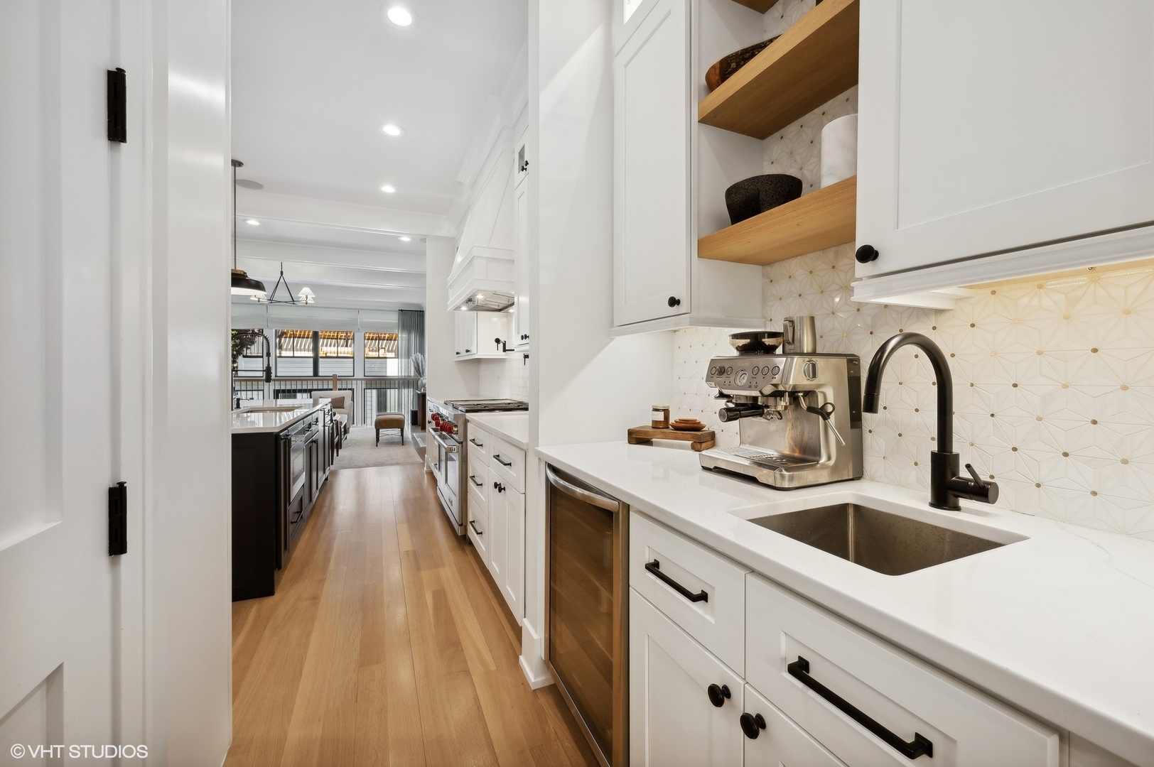 1943 N Honore Street