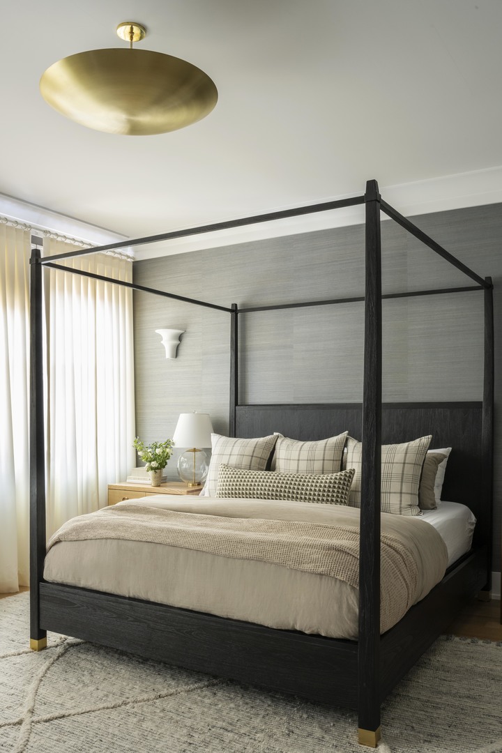 1943 N Honore Street