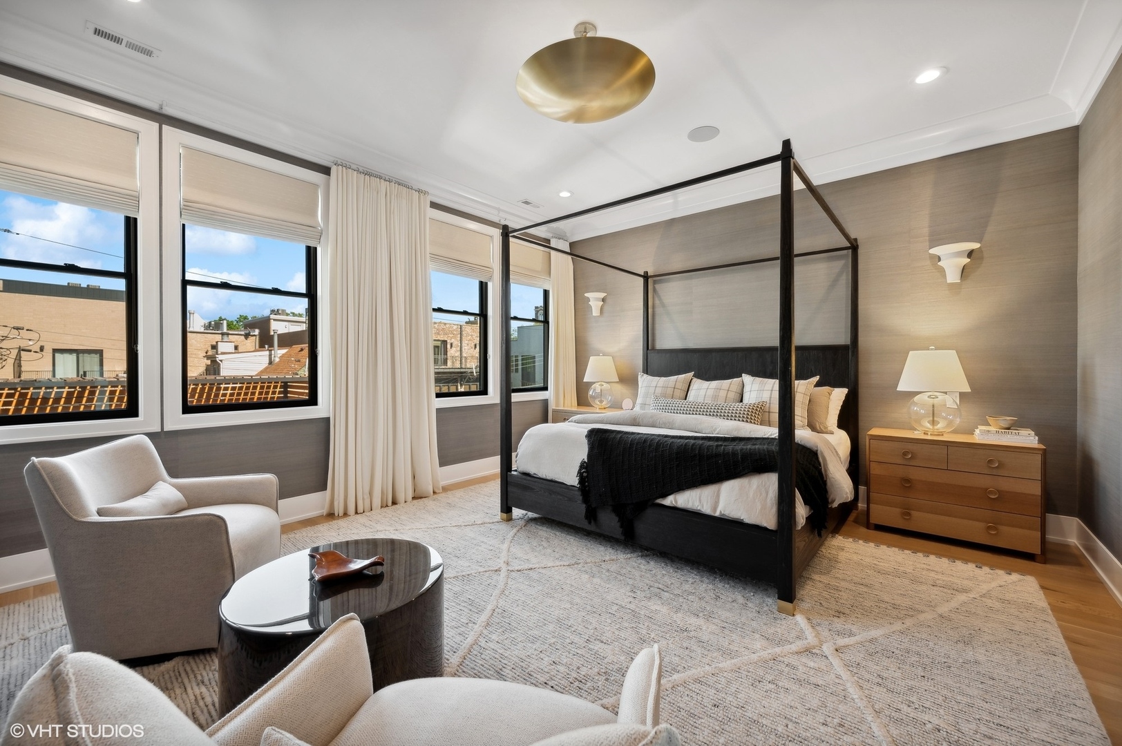 1943 N Honore Street