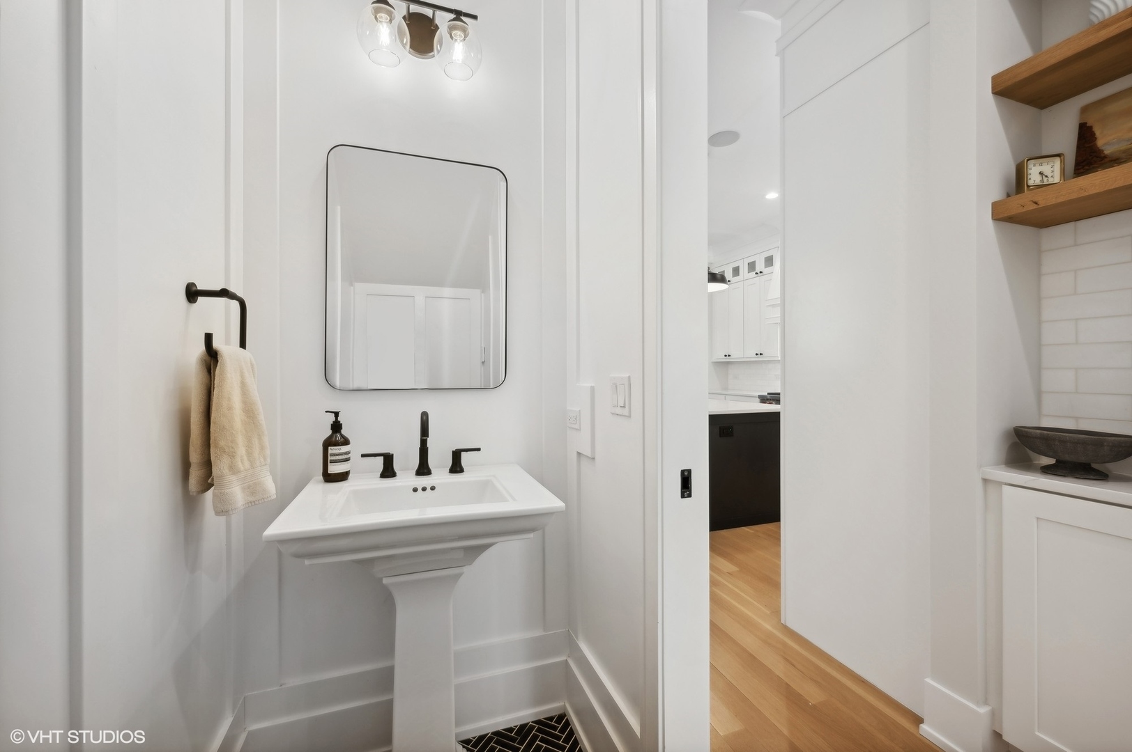 1943 N Honore Street