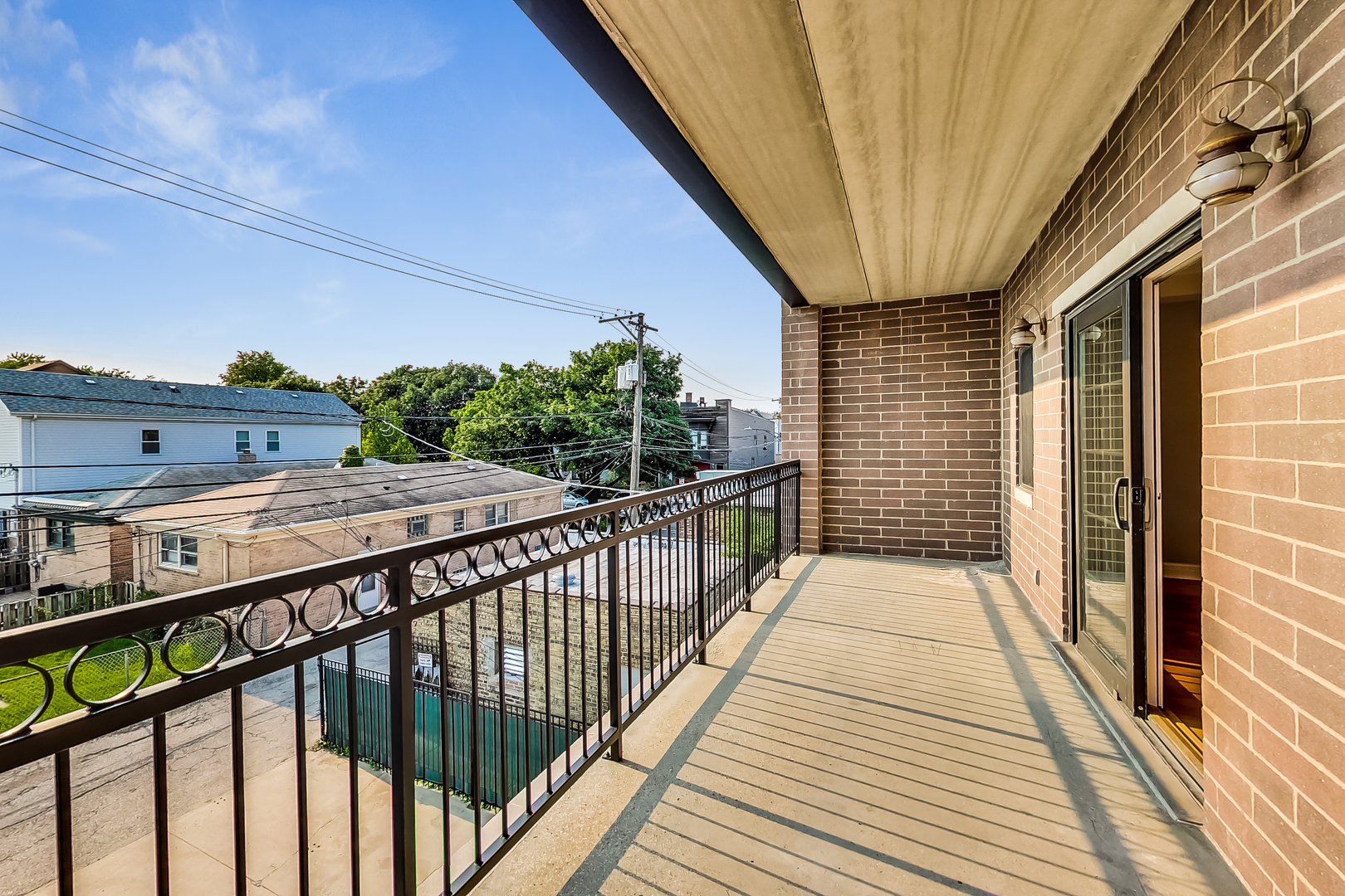 4014 N Western Avenue Unit: 3B