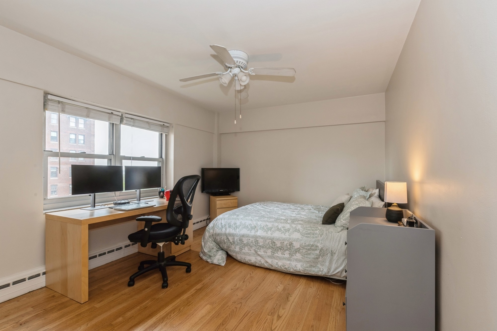 4970 N Marine Drive Unit: 1029