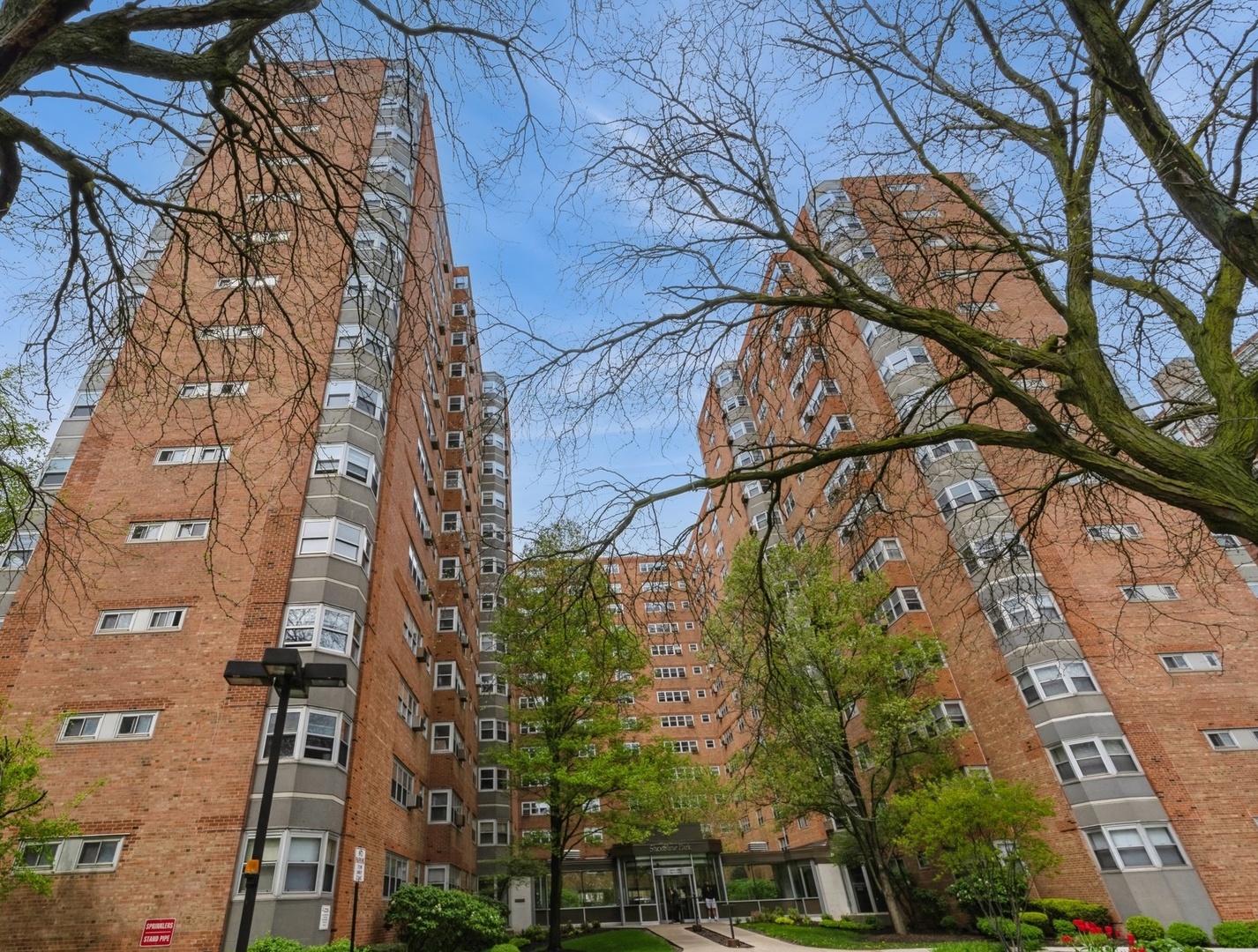 4970 N Marine Drive Unit: 1029