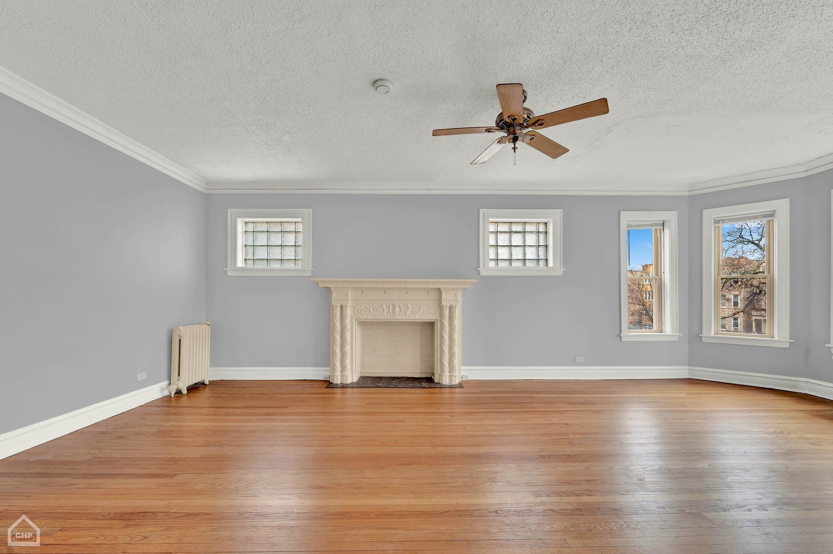 2155 N Spaulding Avenue Unit: 3