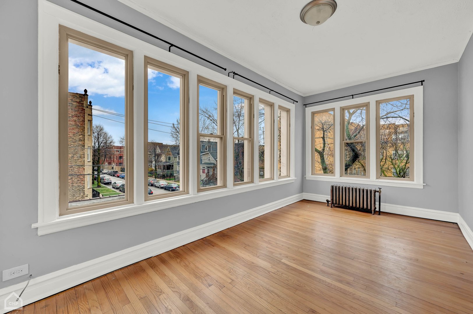 2155 N Spaulding Avenue Unit: 3