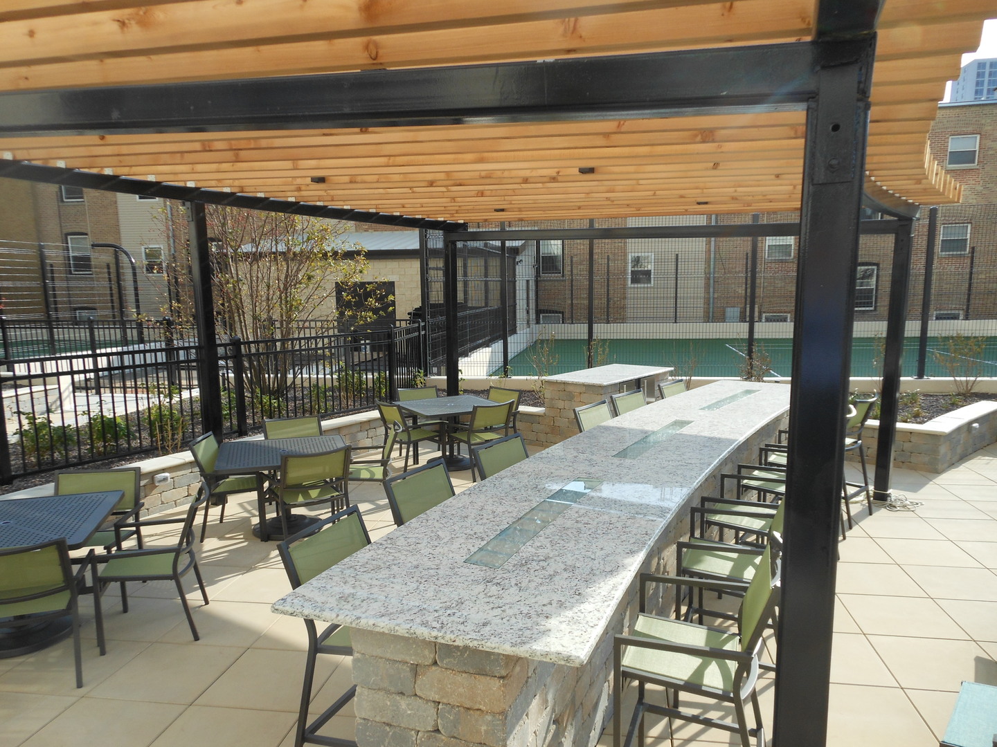 3930 N PINE GROVE Avenue Unit: 1408