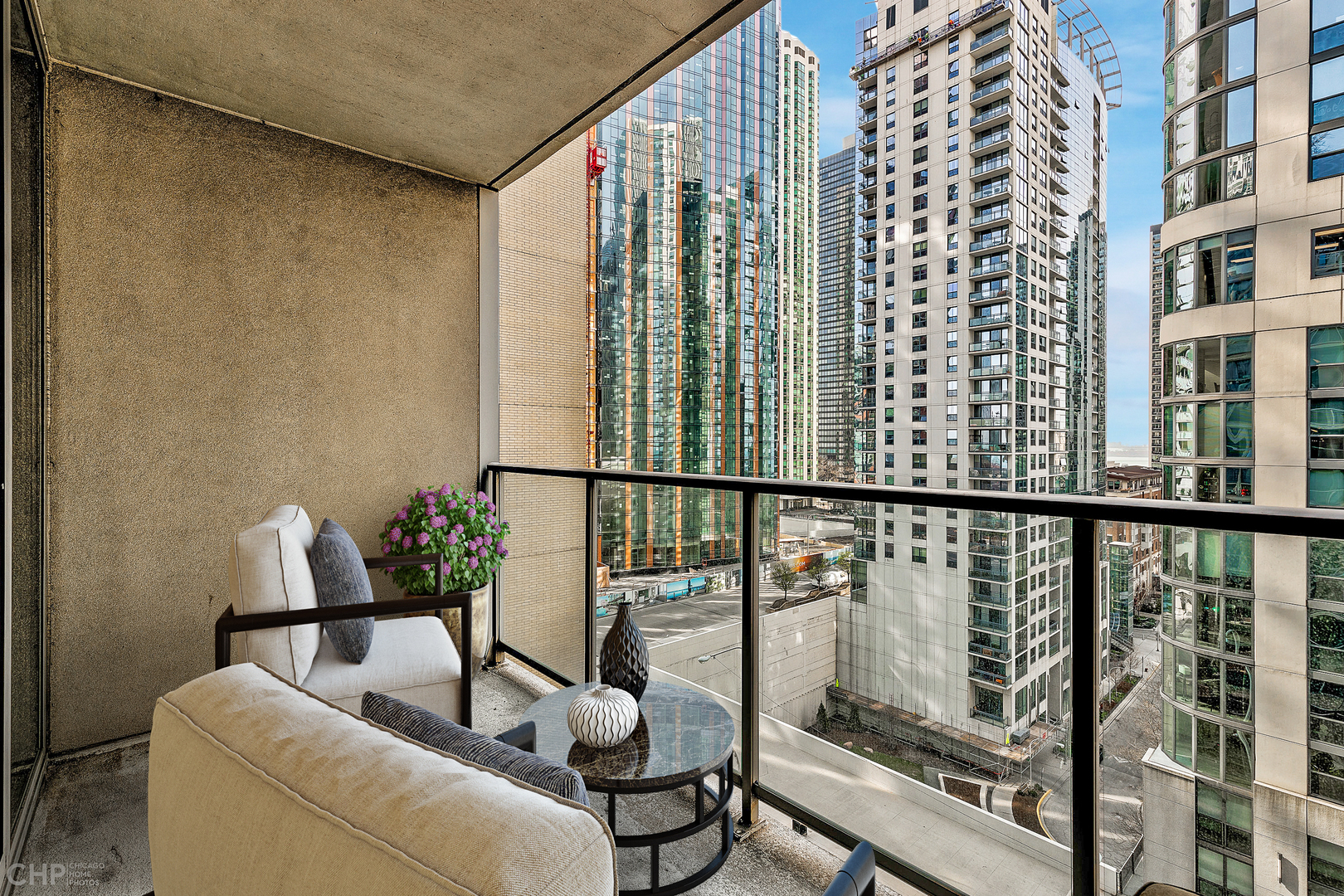 420 E WATERSIDE Drive Unit: 305