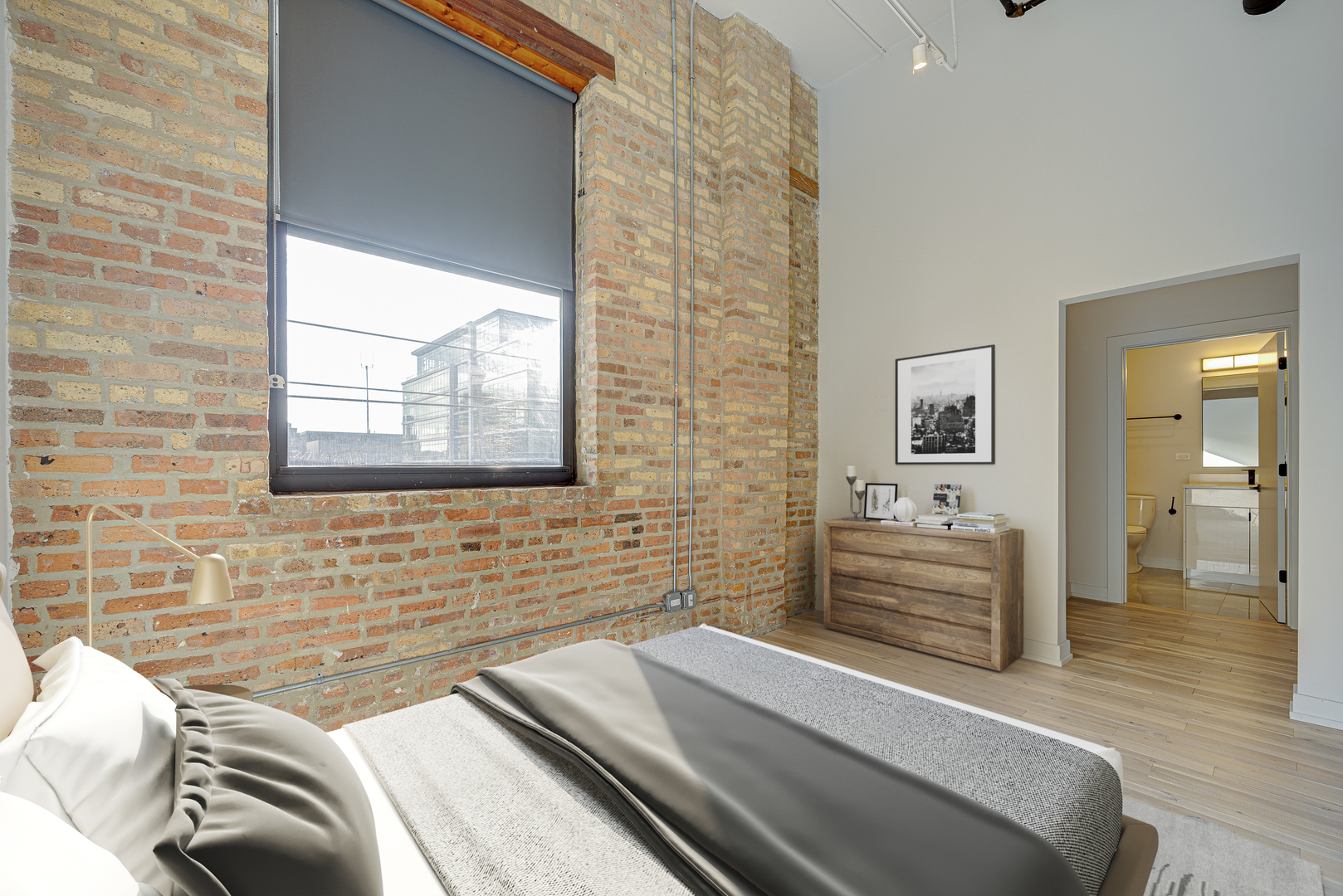 213 N Racine Avenue Unit: 302