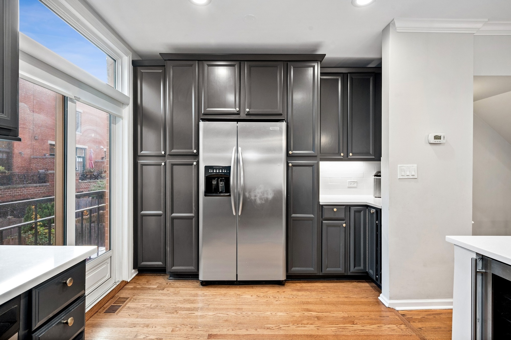 2706 N Southport Avenue Unit: B